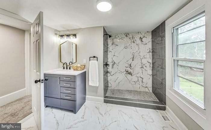 3715 Gwynn Oak Ave - Photo 6 of 7