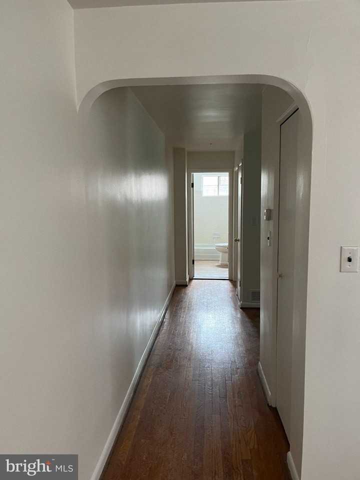 1005 Cedarcroft Rd - Photo 6 of 7
