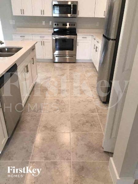 6114 Holt Ct - Photo 6 of 11