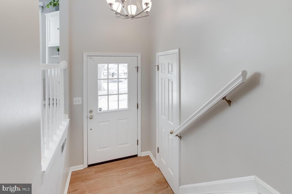 7263 Swan Point Way #16-5 - Photo 6 of 44
