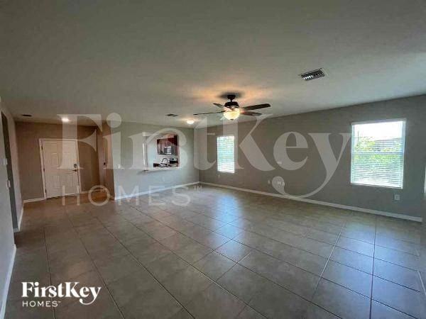 2800 Zaragoza Ct - Photo 3 of 12