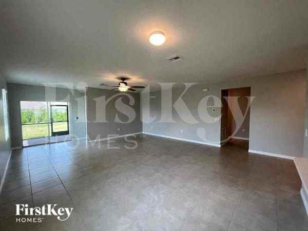 2800 Zaragoza Ct - Photo 4 of 12