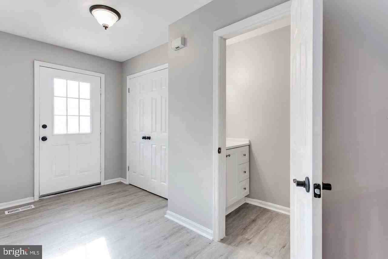 304 Crescendo Way - Photo 3 of 28