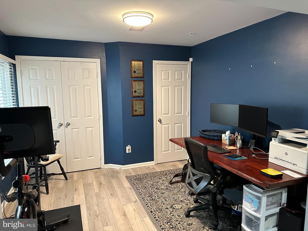 214 Hart Mews - Photo 4 of 27