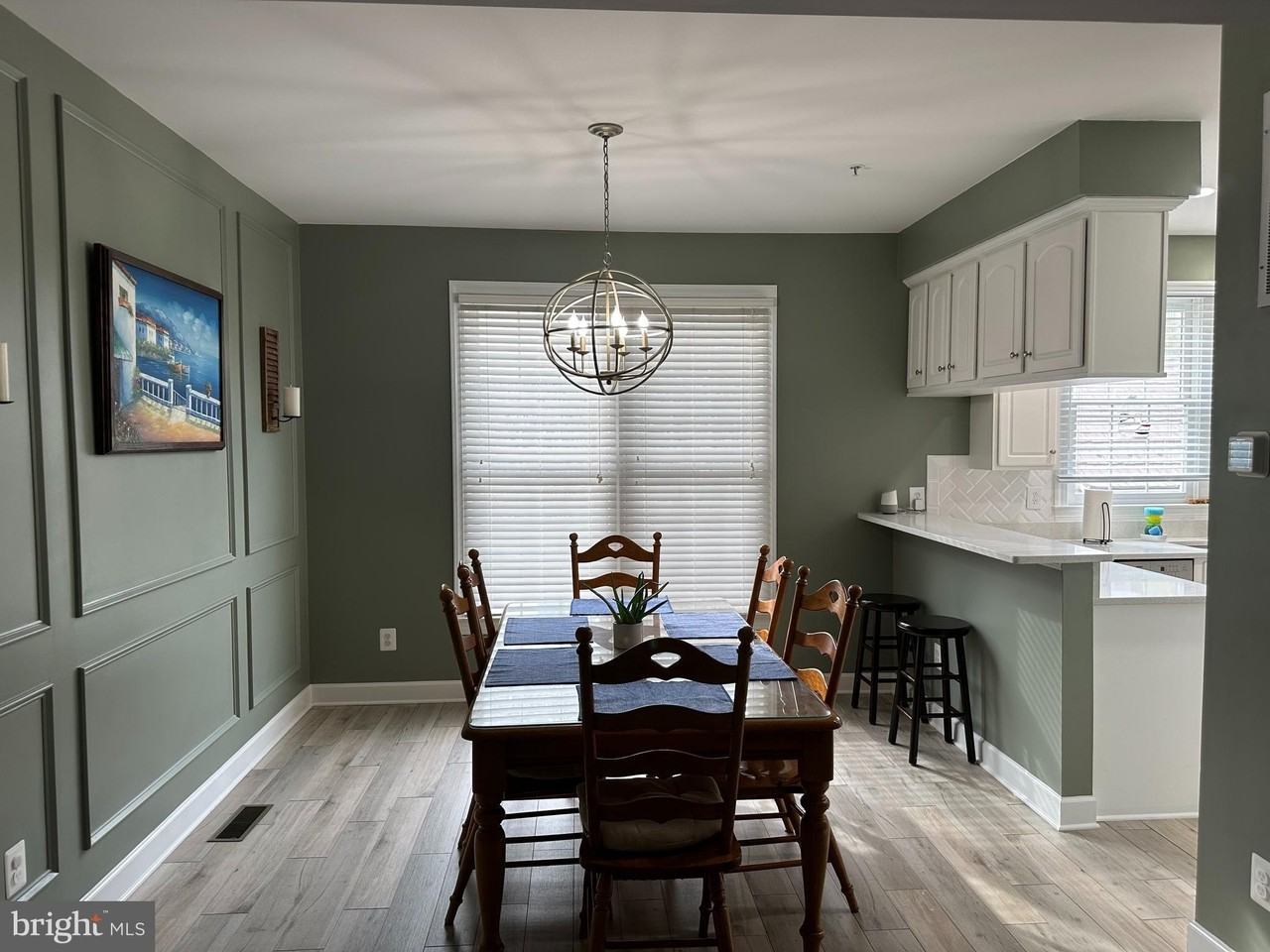 214 Hart Mews - Photo 5 of 27