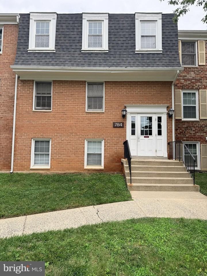 784 Quince Orchard Blvd #784P2 - Photo 2 of 21