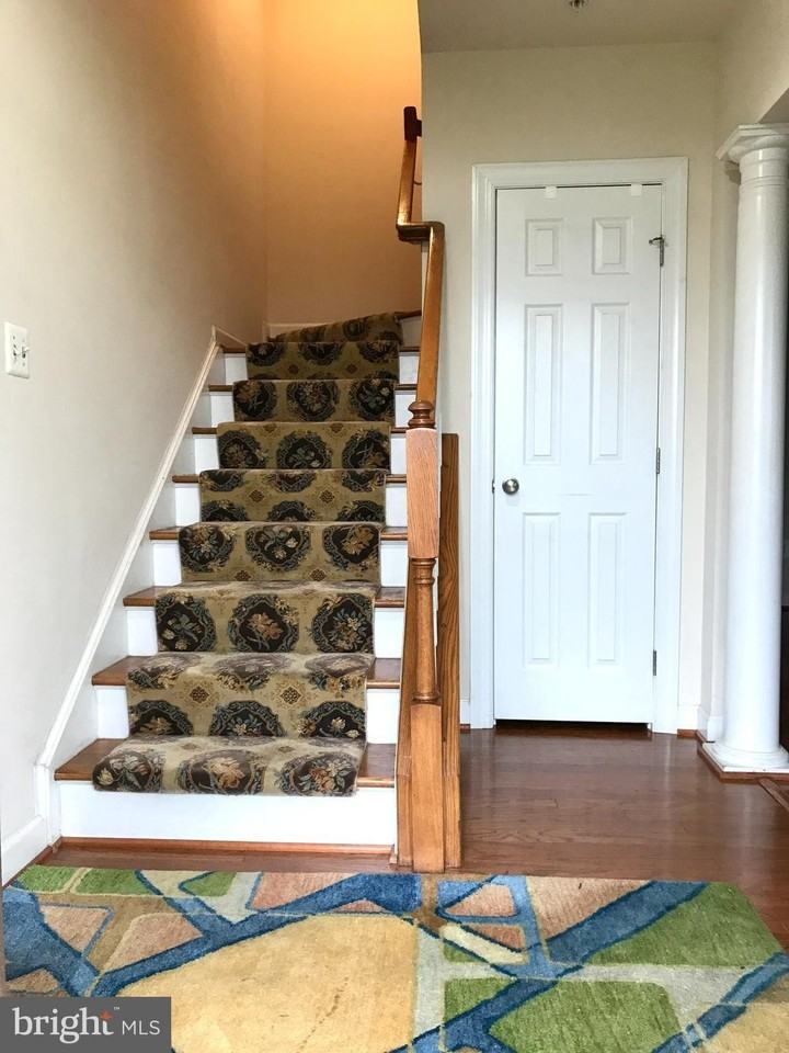149 Norwich Ln - Photo 2 of 28