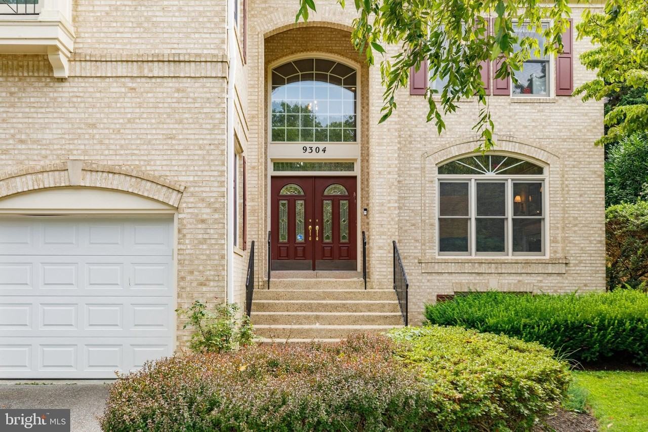 9304 Wildoak Dr - Photo 4 of 46