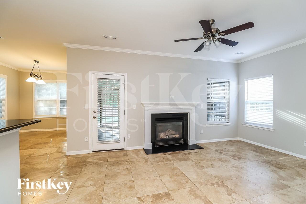9306 Brookhill Ct - Photo 3 of 19