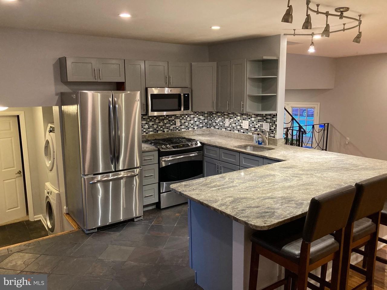 7905 Esther Dr - Photo 2 of 18