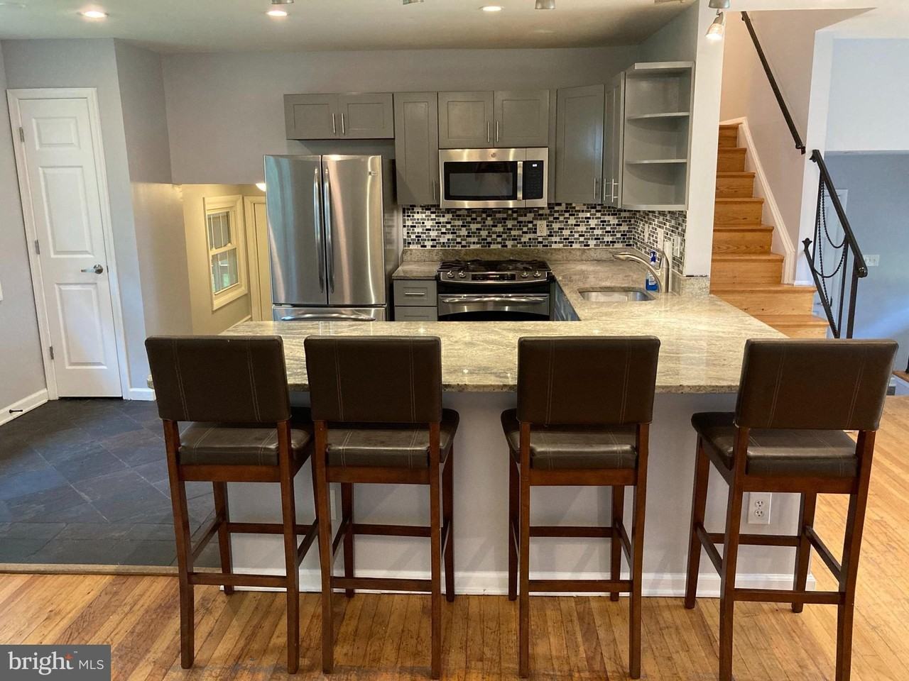 7905 Esther Dr - Photo 3 of 18