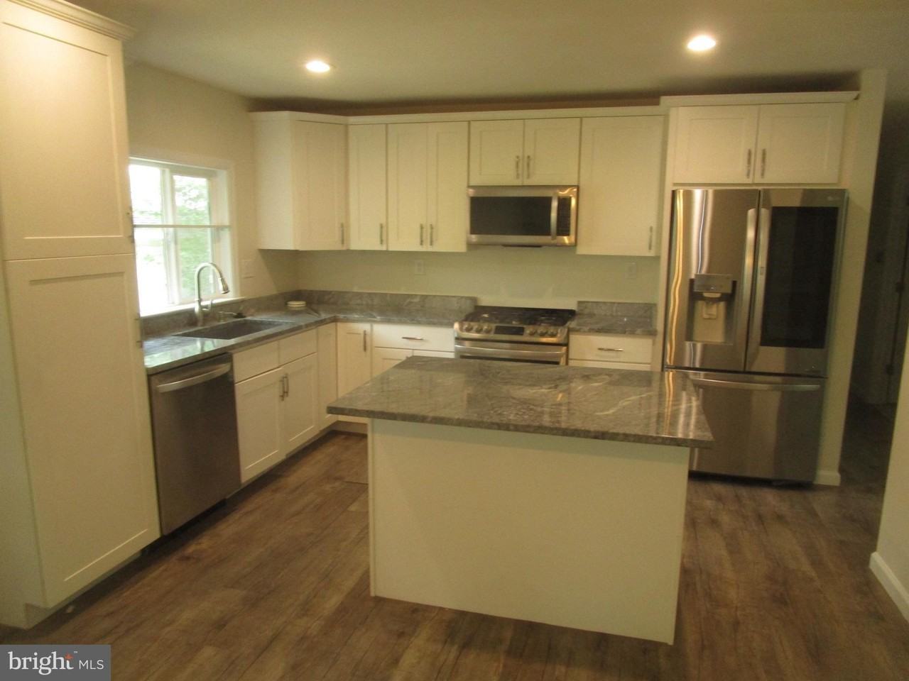 10318 Aster Ln - Photo 5 of 16