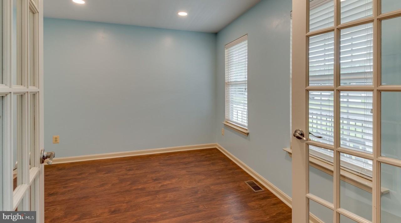 45966 Blue Jay Ct - Photo 4 of 37