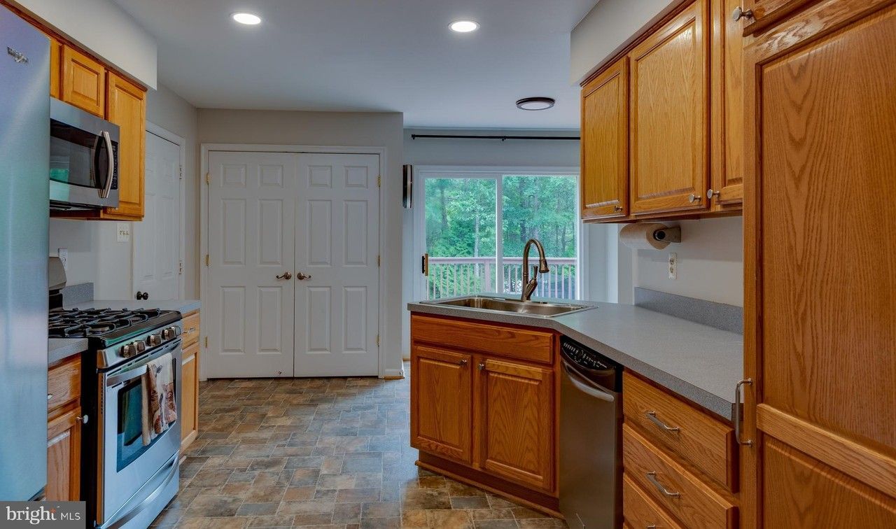 45966 Blue Jay Ct - Photo 7 of 37