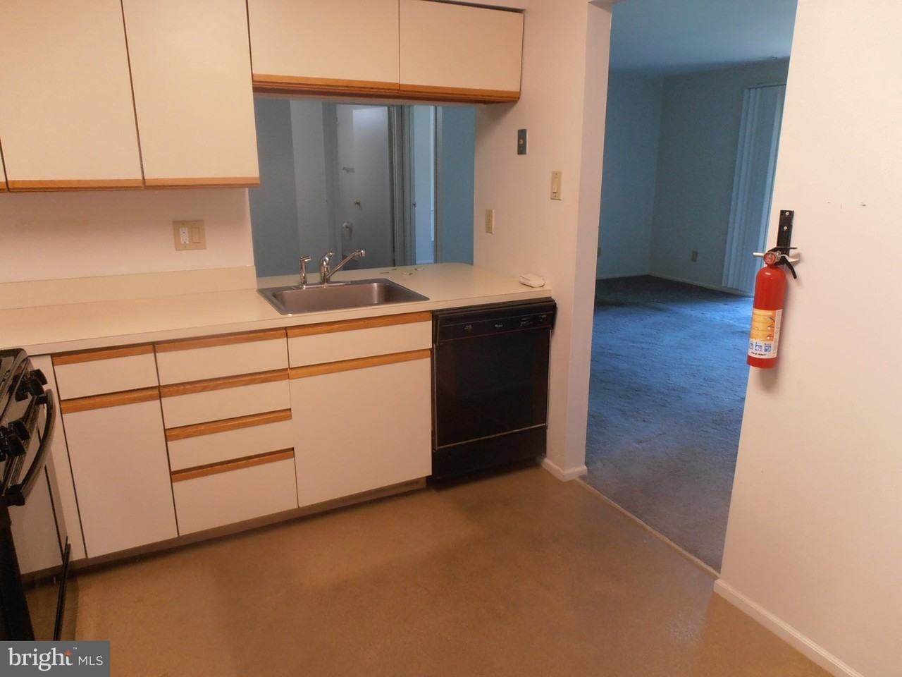 2907-A Tarnbrook Dr - Photo 6 of 16