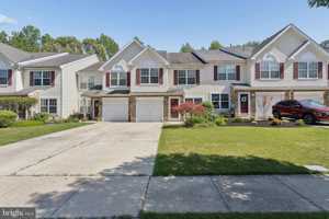 featured image of 771 Barton Run