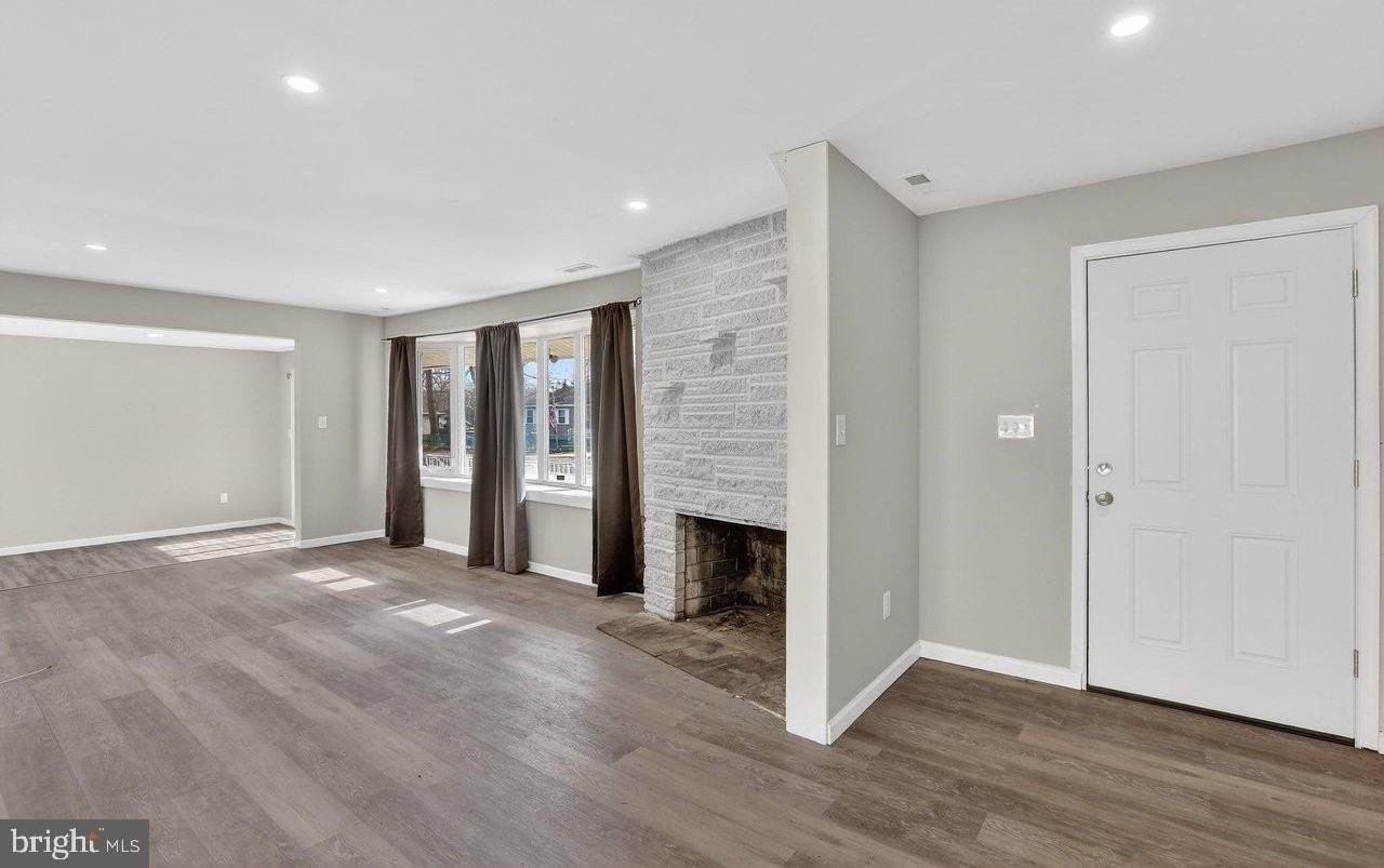 1102 Evergreen Blvd - Photo 4 of 15