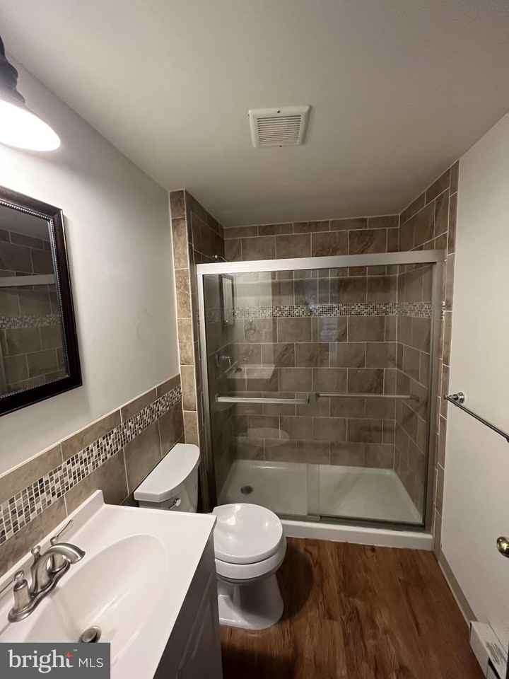 36 Delsea Dr S - Photo 3 of 13