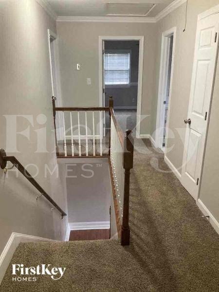 5430 Mallard Dr S - Photo 2 of 10