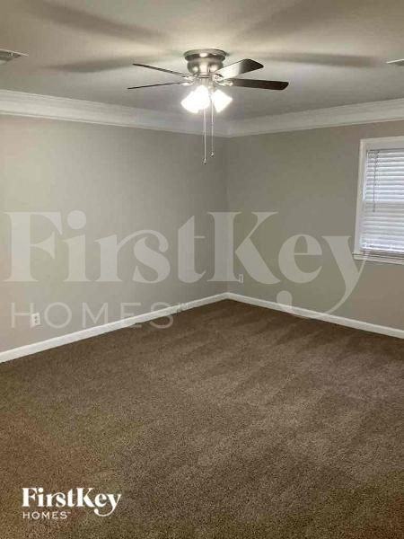 5430 Mallard Dr S - Photo 6 of 10