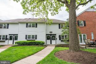 207 Yardley Cmns - Photo 1 of 1