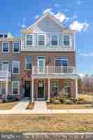 featured image of 4830 Franklin Cir