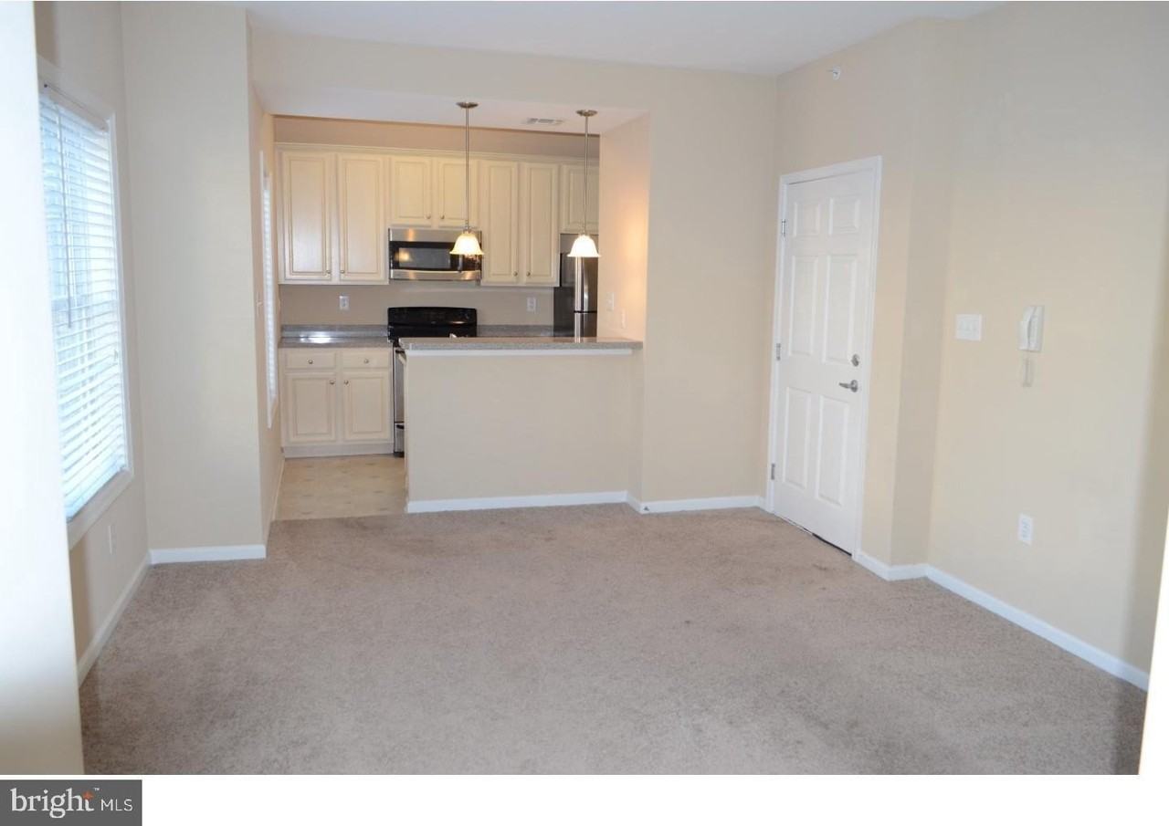 131 Prospect St #107 - Photo 3 of 9