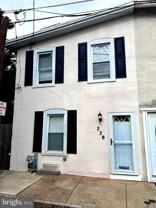 220 Sheas Ter - Photo 1 of 1
