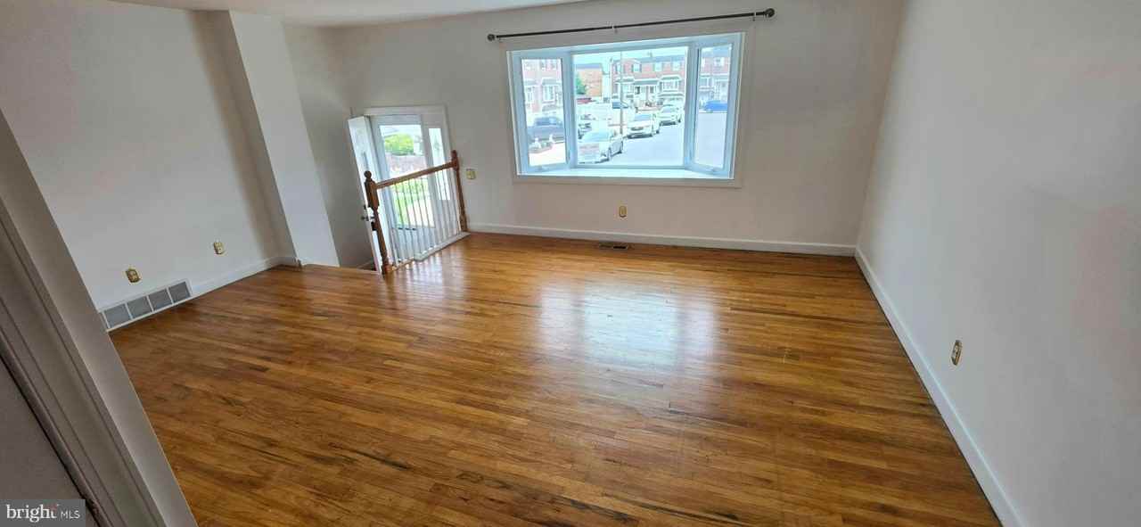 12518 Fedor Pl - Photo 5 of 28