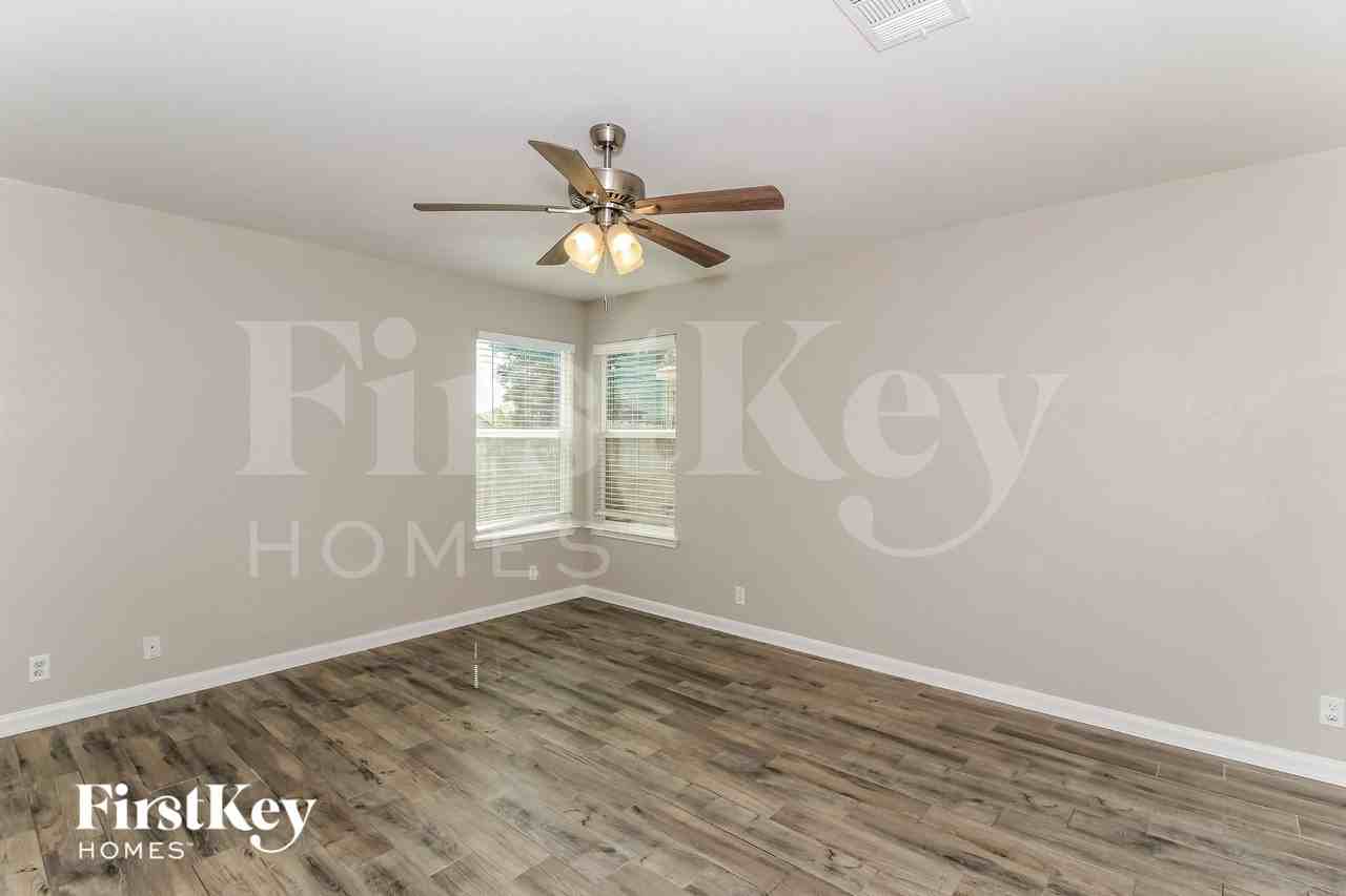2138 Brinkley Dr - Photo 6 of 15