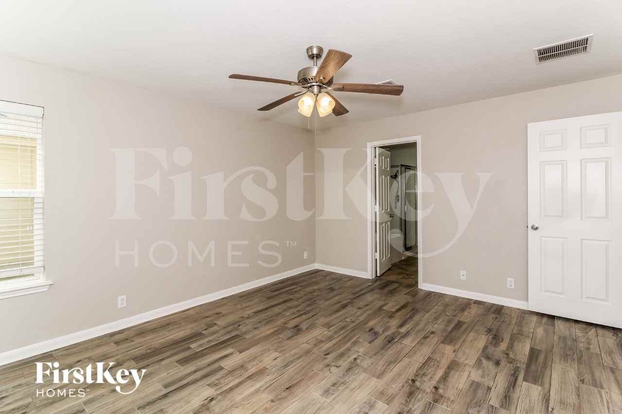 2138 Brinkley Dr - Photo 7 of 15