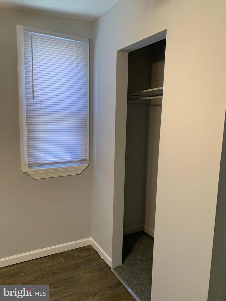 3136 W Montgomery Ave #2 - Photo 3 of 7