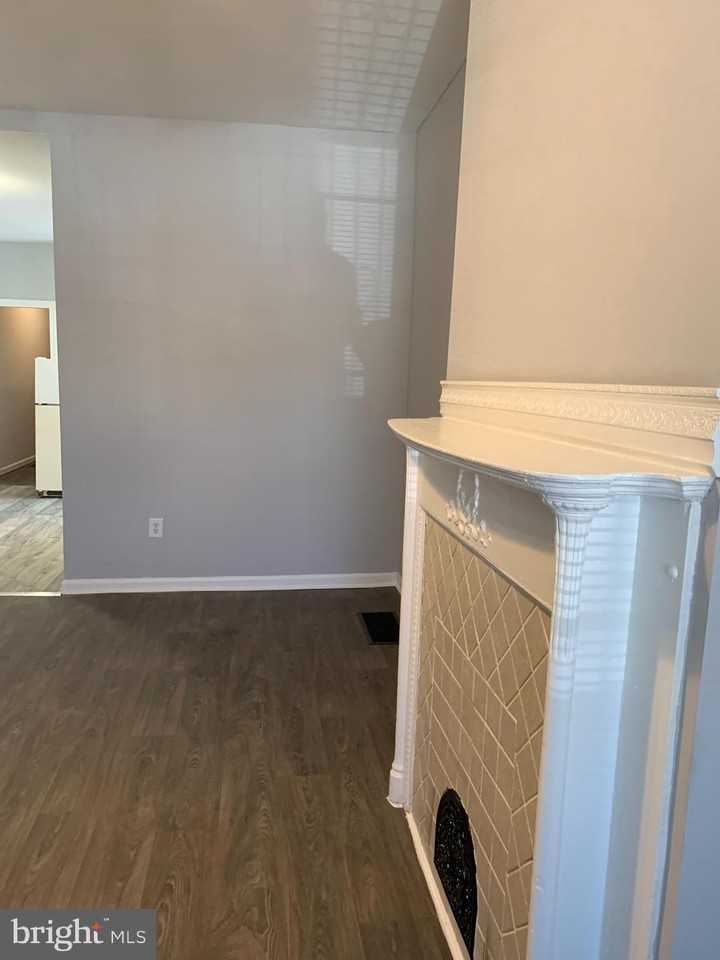 3136 W Montgomery Ave #2 - Photo 6 of 7
