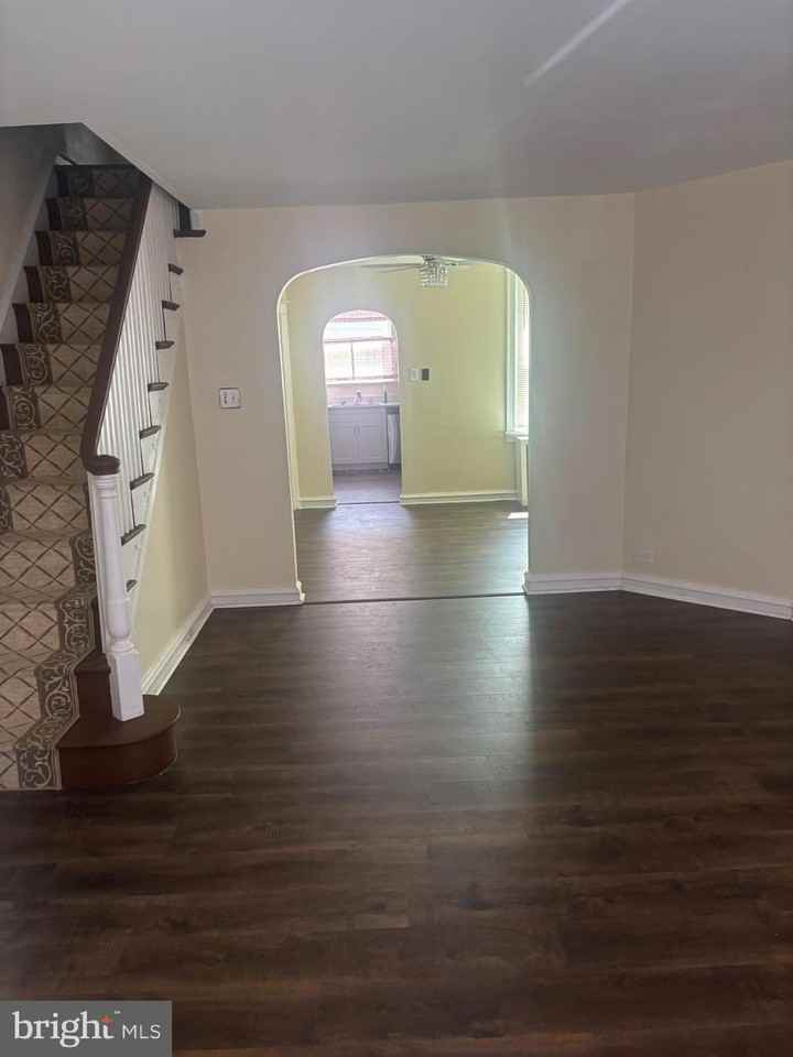 6237 N Bouvier St - Photo 4 of 16