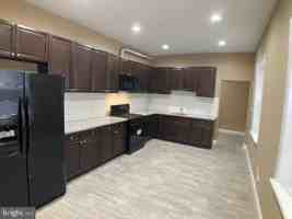 featured image of 2557 N 17th St
