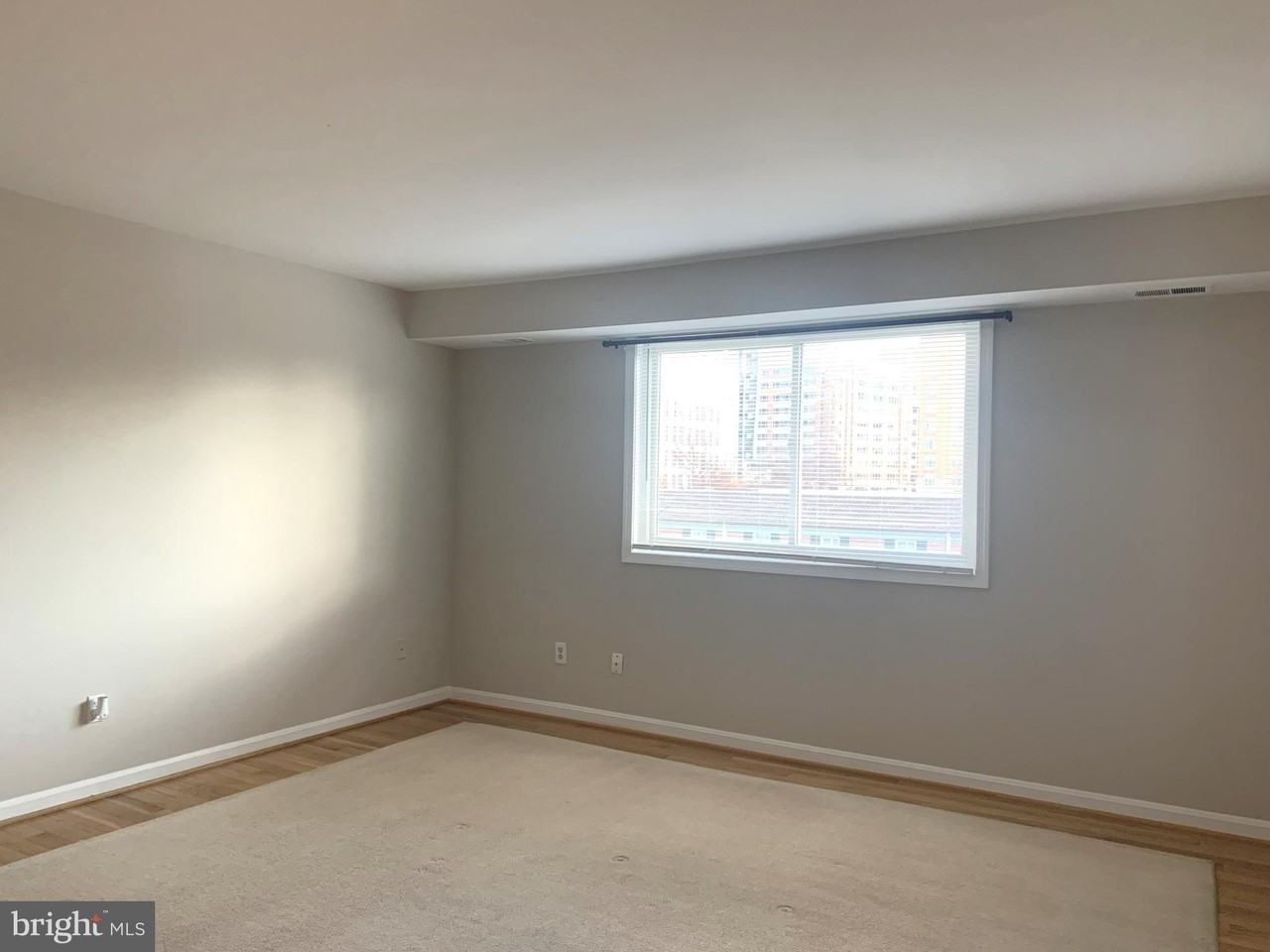 738 N Wakefield St #9 - Photo 5 of 31
