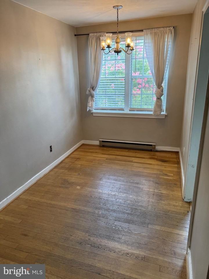 19 Auburn Ct #B - Photo 7 of 15