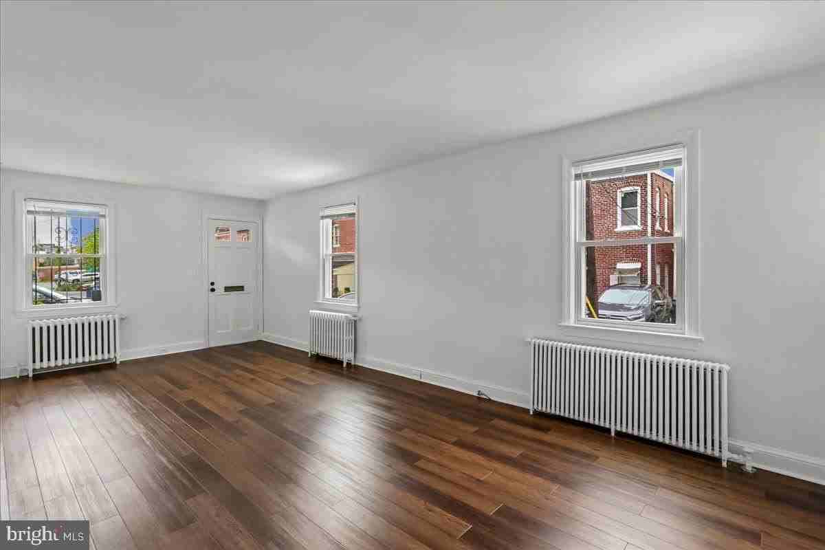 108 Baggett Pl - Photo 2 of 20
