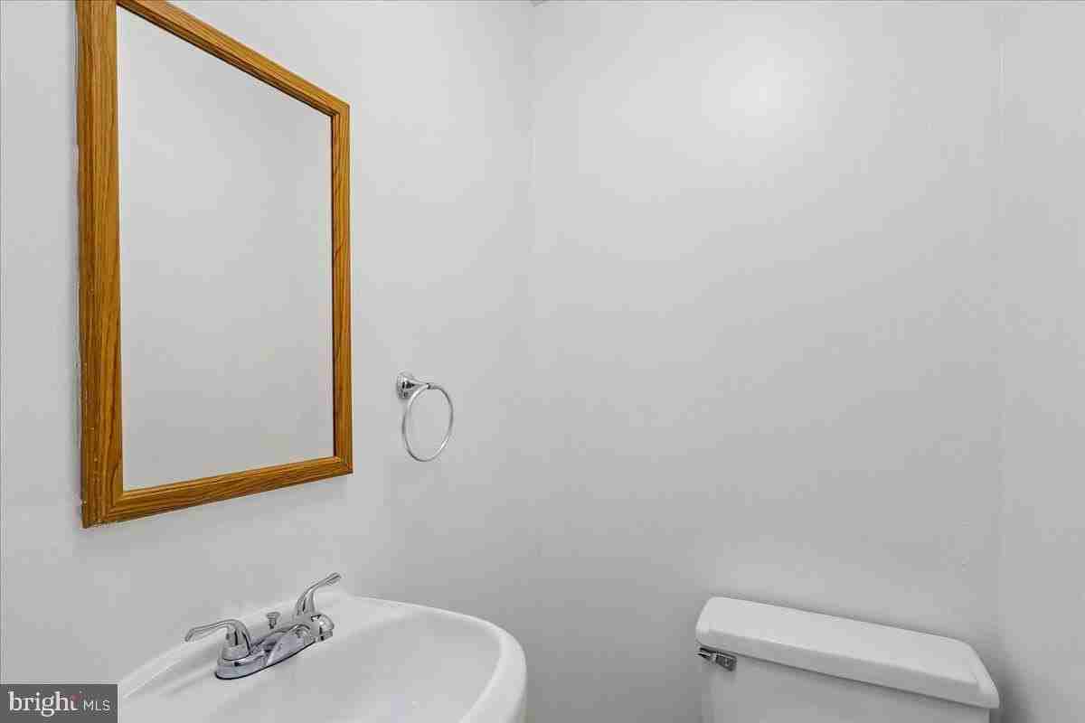 108 Baggett Pl - Photo 5 of 20