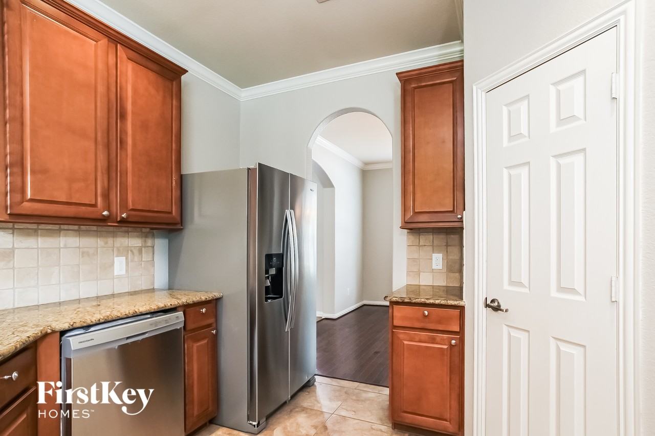 24462 Sundance Spring Dr - Photo 6 of 15