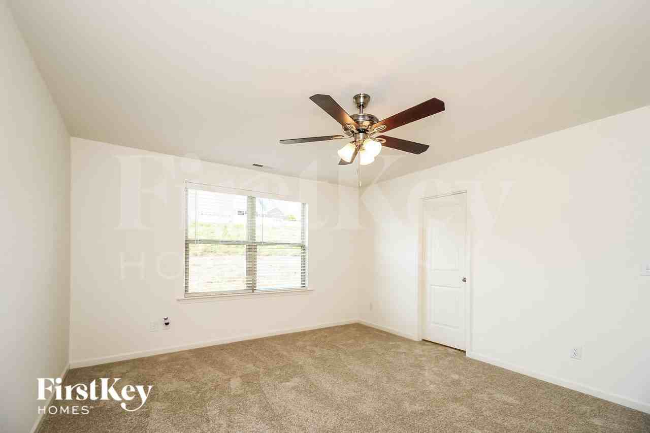 5712 Beaver Pond Trl - Photo 7 of 15