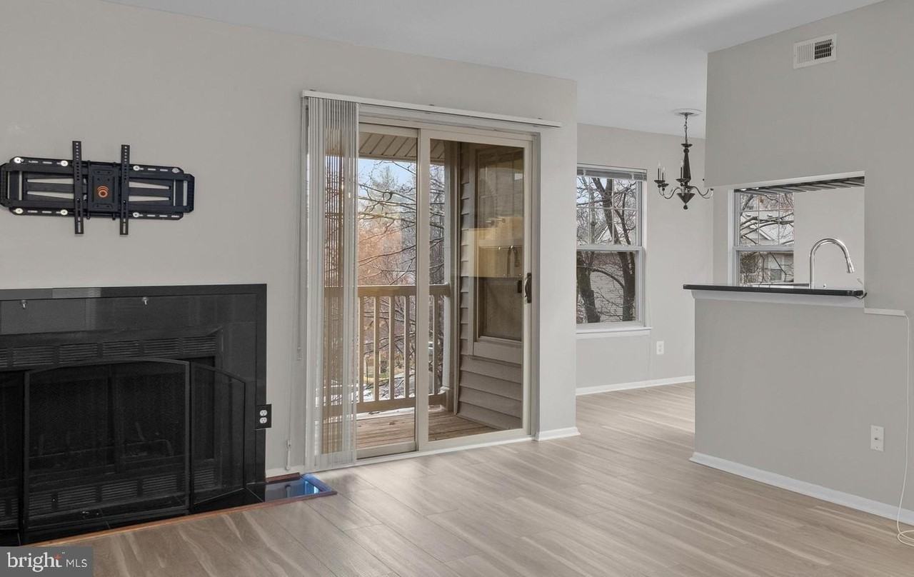 1700 Ascot Way Unit C #C - Photo 4 of 18