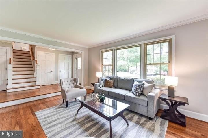 7219 Hyde Rd - Photo 4 of 47