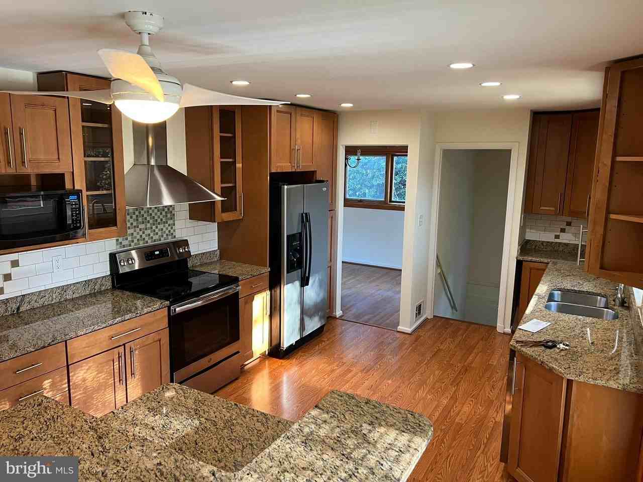 604 Yeonas Dr Sw - Photo 6 of 17