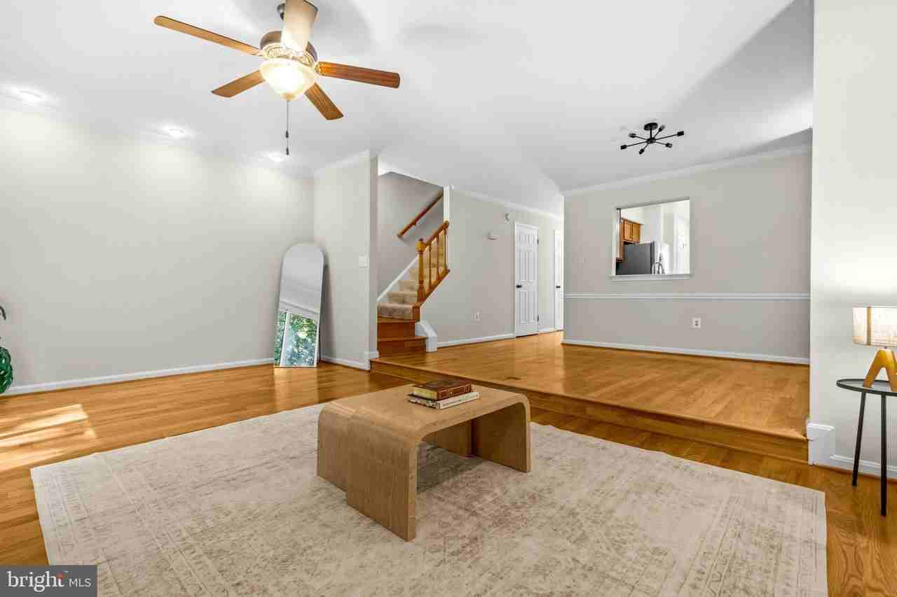 6088 Heatherwood Dr - Photo 6 of 30