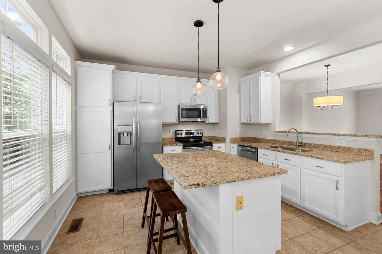 4337 Stevens Battle Ln - Photo 6 of 28