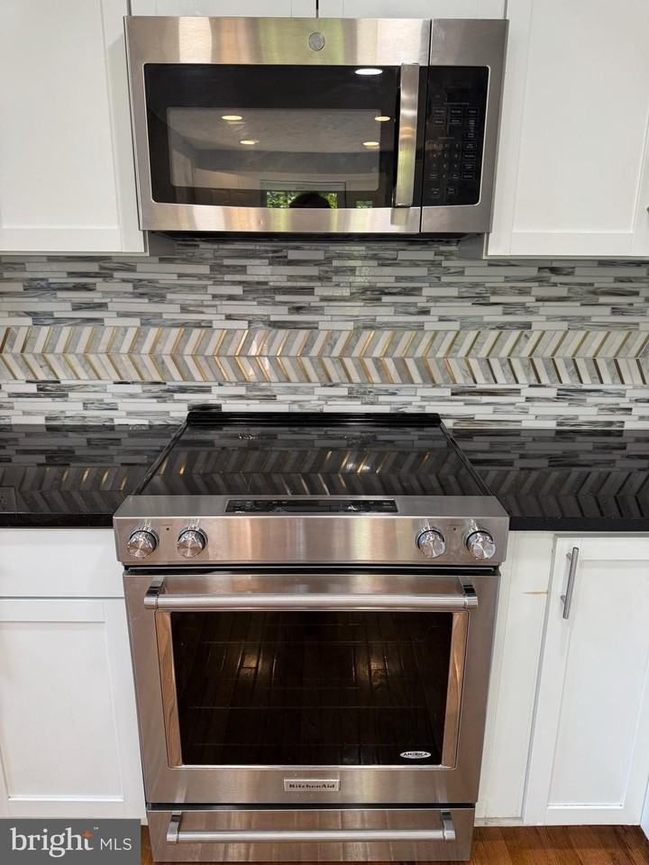 43986 Bonlee Sq - Photo 4 of 25