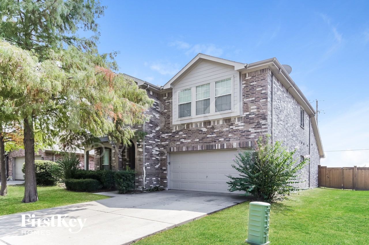 7439 Gallo - Photo 2 of 17