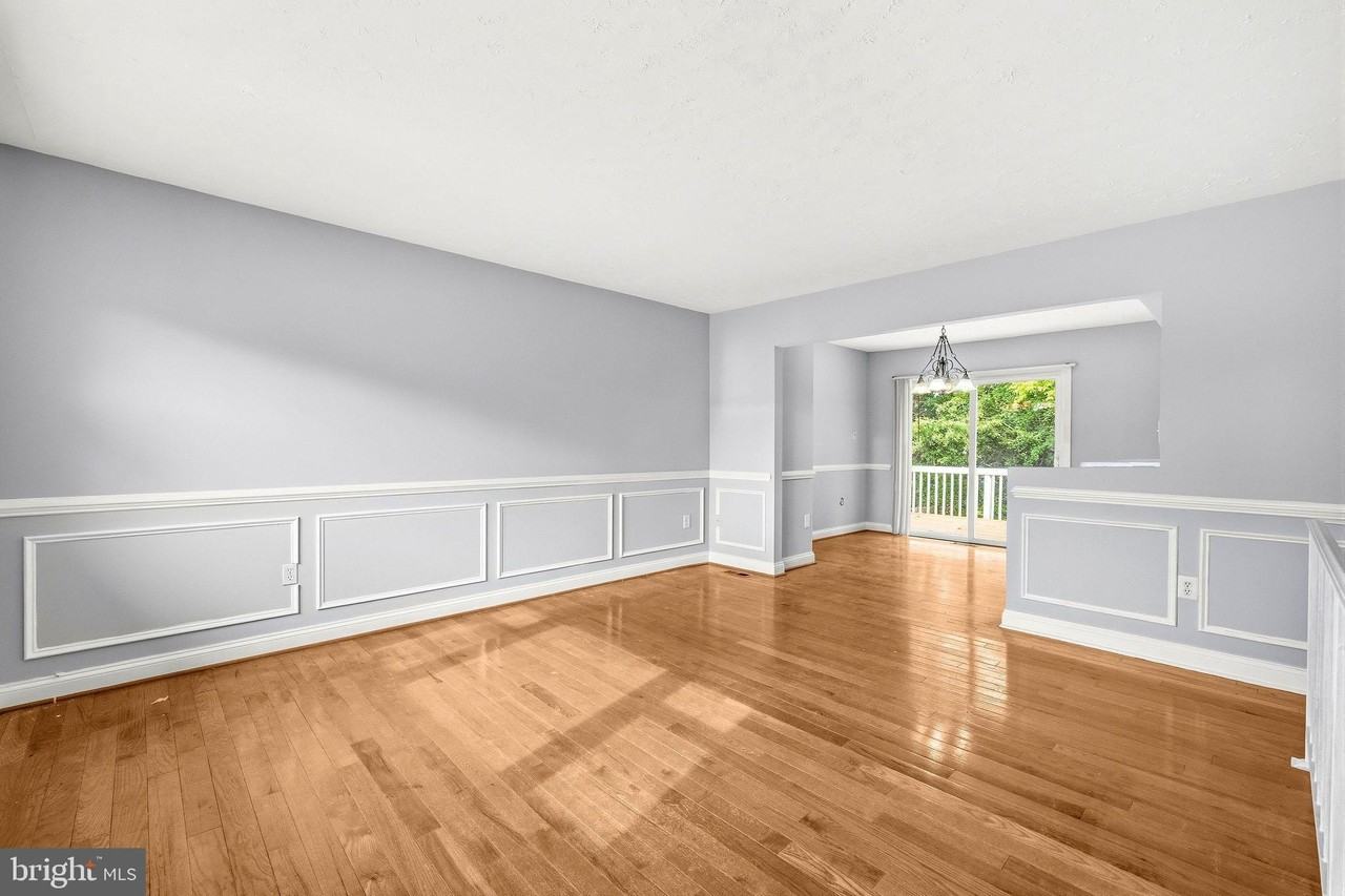 12806 Kerrydale Rd - Photo 5 of 41