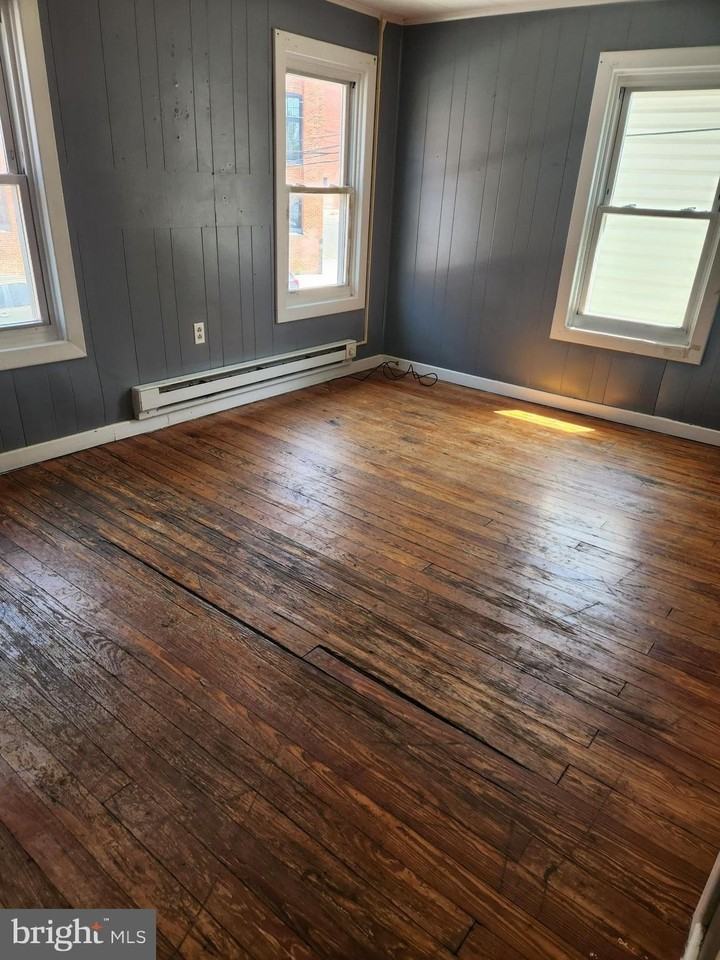 Porter Ave - Photo 5 of 7